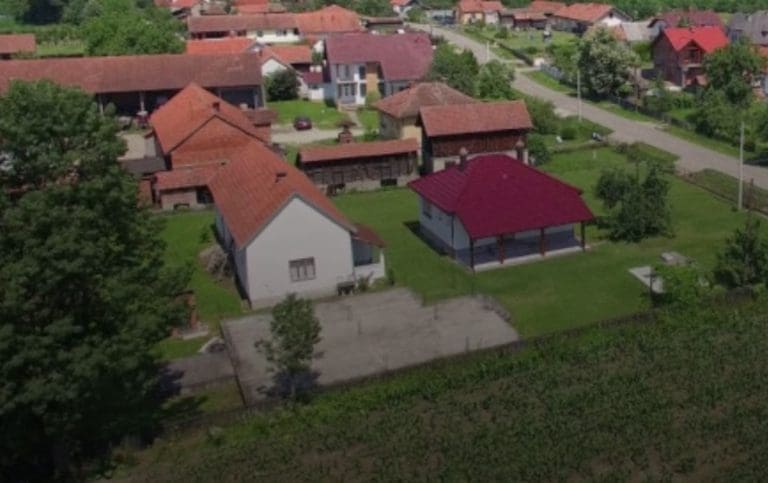 Grad u BiH sufinansirao kupovinu 12 seoskih kuća s okućnicom, evo o kom iznosu je riječ