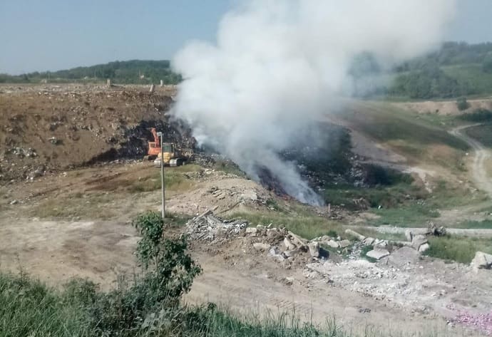 DEP-OT: Požar u Ramićima je lokalizovan, nema opasnosti za stanovništvo i životnu sredinu?!