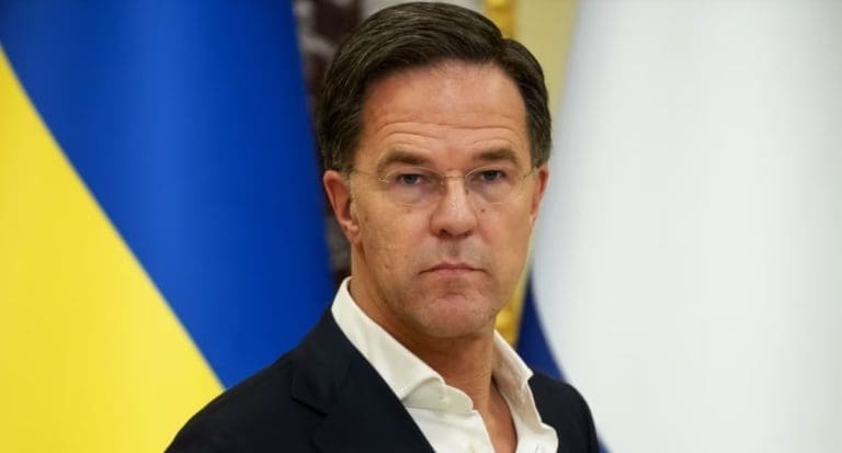 Pala je holandska vlada