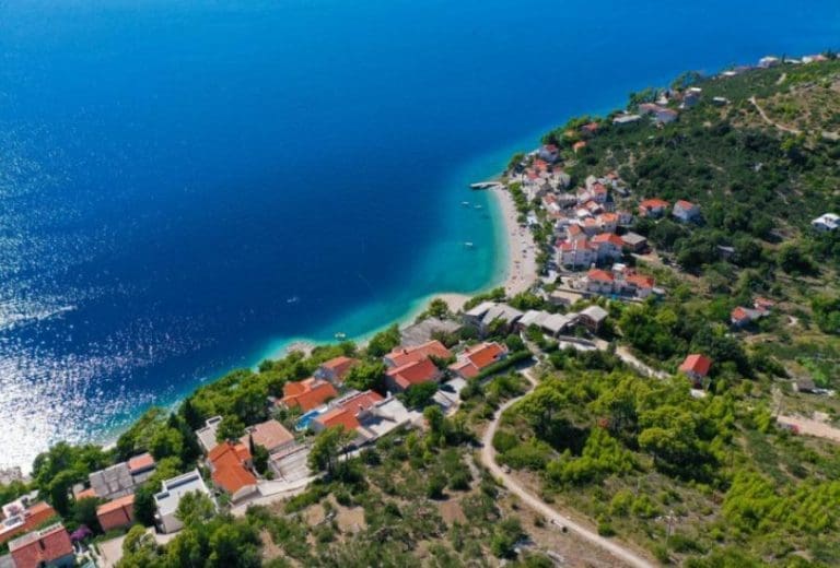 Brat i sestra zarobili i mučili brata zbog nasljedstva kod Makarske: ”Otkini mu prst ili slomi nogu”