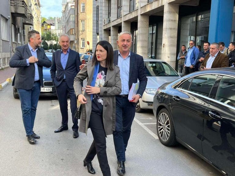 Lideri opozicije iz RS danas u CIK-u (FOTO)