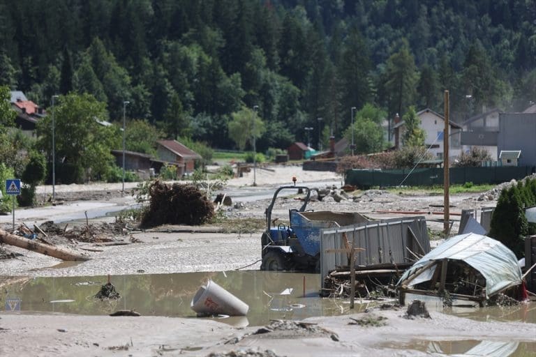 NATO šalje pomoć poplavama pogođenoj Sloveniji