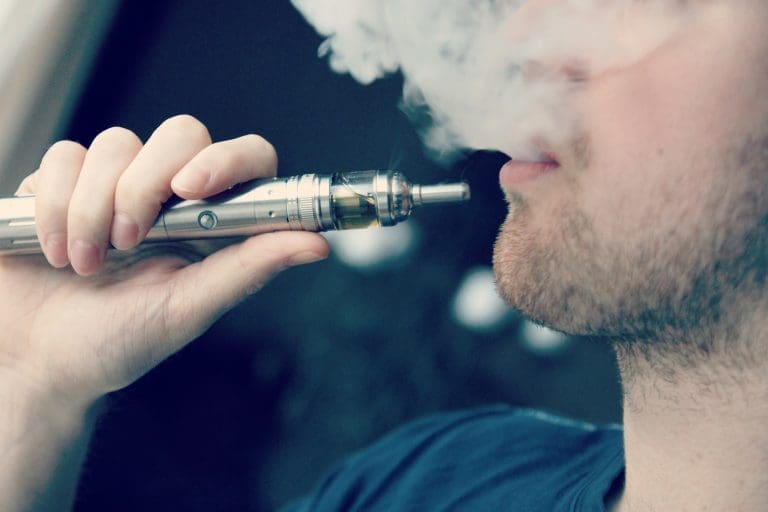 Evropska država zabranjuje upotrebu jednokratnih elektronskih cigareta