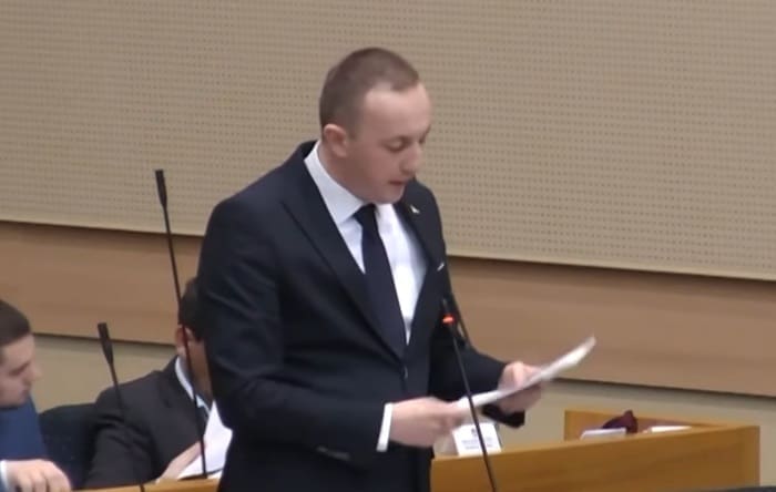 Poslanik SDS-a zatražio da se četnici tretiraju kao partizani u Muzeju bitke na Sutjesci: Dosta je Titine propagande…