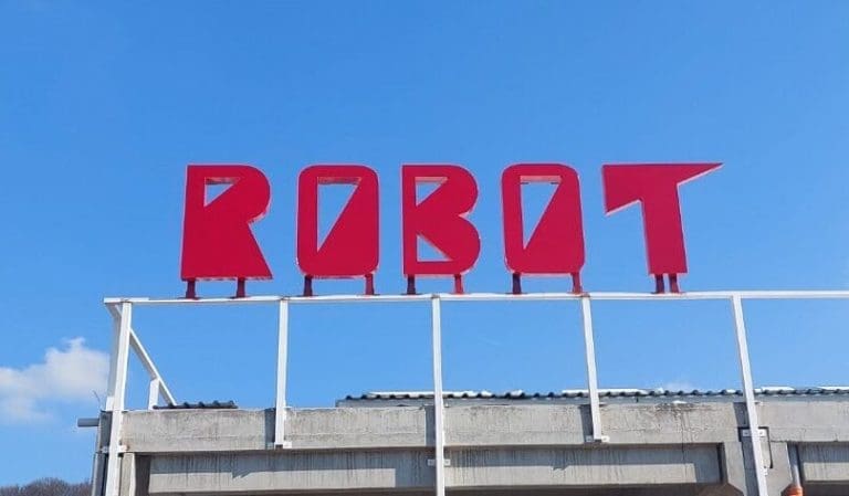 Robot otvara objekat u Kiseljaku 24. novembra
