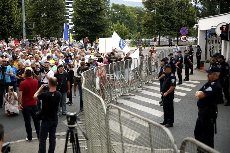 Novi protesti građana i stranaka ispred OHR-a, početak u 17:30