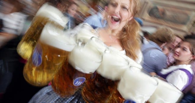 ‘Slavina je odvrnuta’: U Minhenu počeo popularni Oktoberfest, pivo nikad skuplje