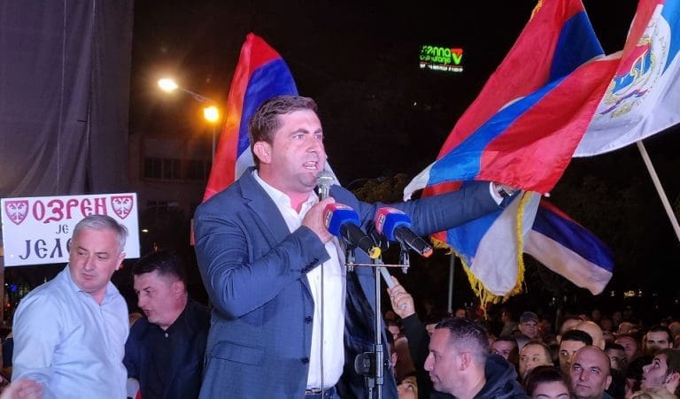 NE ZNA SE KO ĆE S KIM NI PROTIV KOGA: Politička situacija u Bijeljini sve turbulentnija