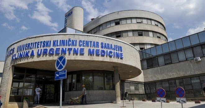 Pacijenti na KCUS-u danima gladuju, dobijaju hranu koja nije jestiva