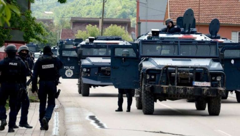 Policija upala u zgrade opština na sjeveru Kosova. Ima ozlijeđenih