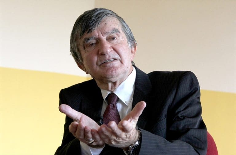 Doajen bh. novinarstva Salih Brkić preminuo u 75. godini