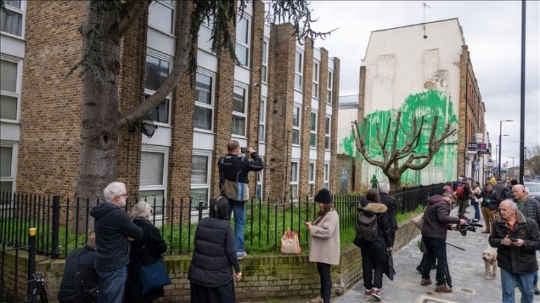 Banksy potvrdio da je novi mural stabla njegovo djelo