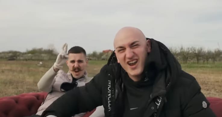 Ko su Desingerica i Pljugica, trep dvojac koji je „zaratio“ sa gradonačelnikom Banja Luke zbog prljave čarape