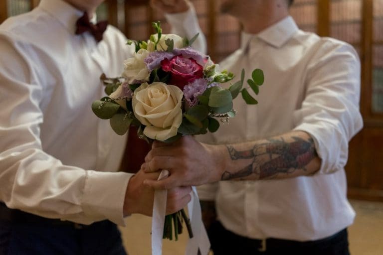 Senat usvojio zakon o zaštiti istopolnih i međurasnih brakova