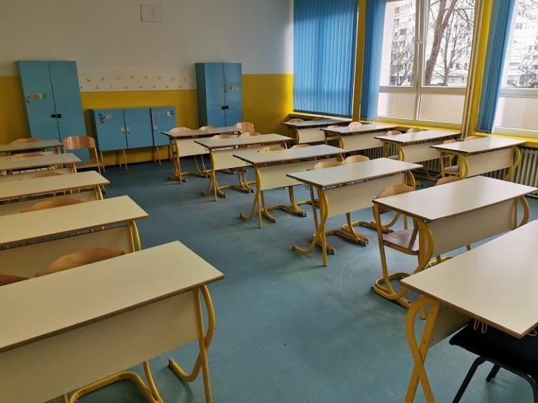 Prvi put ispod 9000 prvačića u Republici Srpskoj