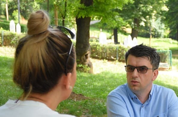 Medić: Bijela traka simbol zločina počinjenog u Prijedoru 1992. godine