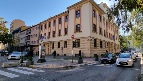 Krivično djelo negiranje genocida: Kantonalna tužilaštva preuzimaju ulogu državnog