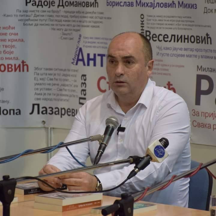 Bojan Ljubenović za BUKU: Imali smo nekoliko očeva nacije. I svi su nam je..li majku!