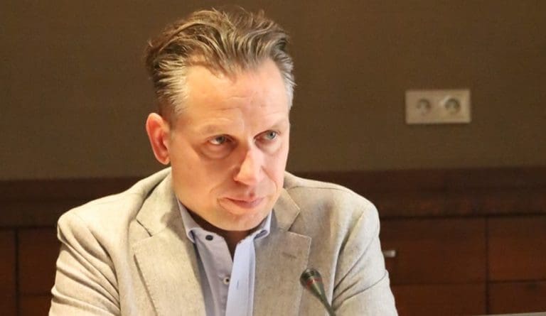 “Političari u BiH bi mnogo izgubili kada bi započeli rat, njima najviše odgovara da zadrže postojeće stanje”