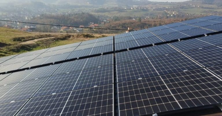 Snaga solarnih sistema u Gračanici nadmašila sve tri elektroprivrede u BiH!