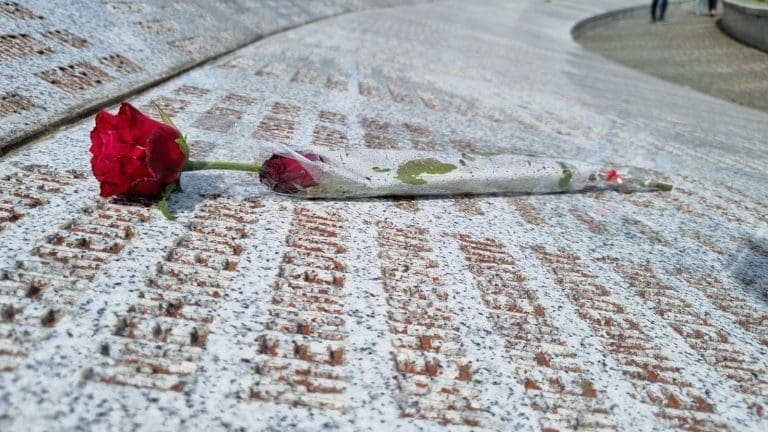 Trifunović: Srebrenica, četvrt vijeka neisplativog pomirenja