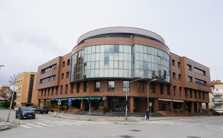 Zašto Vlada RS “tjera” UIO BIH iz zgrade u Banjaluci?