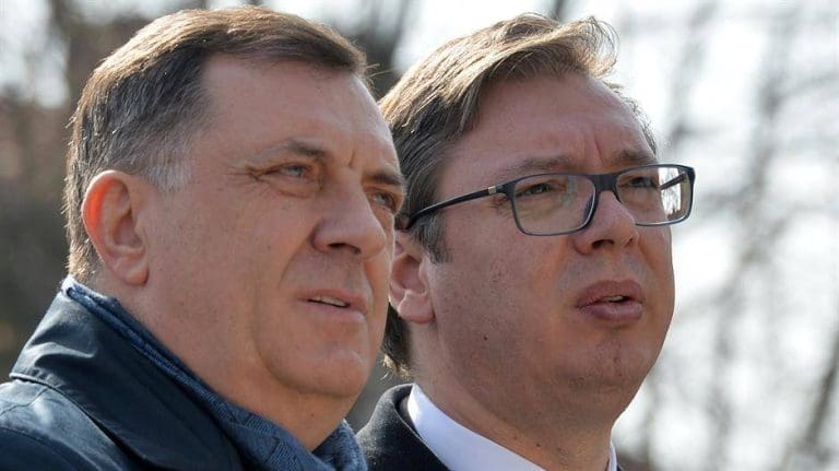 Dodik otišao u Beograd pa Vučiću kazao da planira “samostalnost” RS