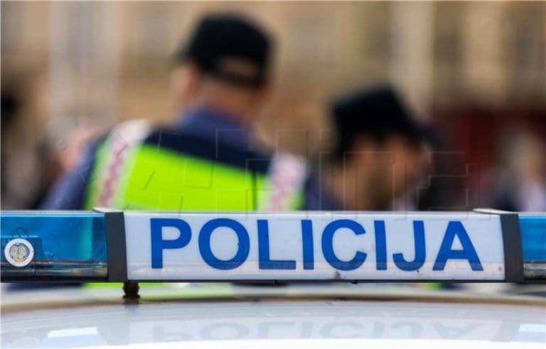 Policija hapsi Boyse zbog naloga iz Grčke