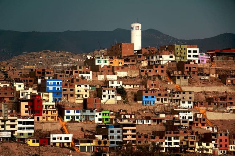 Peru ruši ‘zid srama’ između bogatih i siromašnih