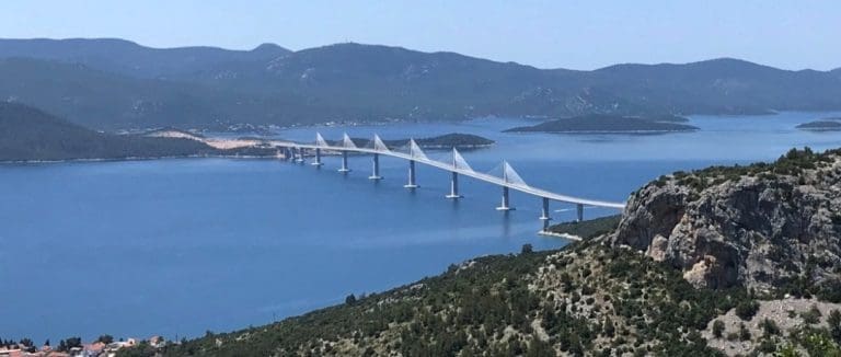 Dragan Markovina: Pelješki most neće riješiti prometnu izolaciju Dubrovnika. Racionalnije je bilo graditi autocestu iznad Neuma