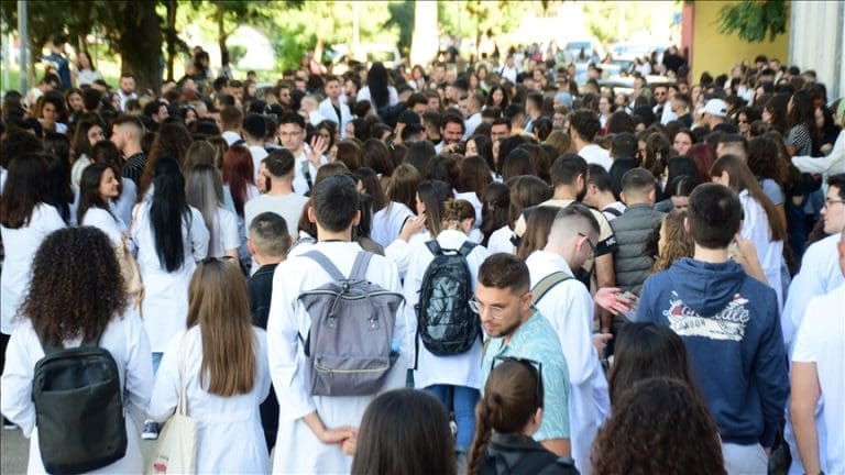 Albanija: Studenti medicine protestuju protiv prinudnog rada
