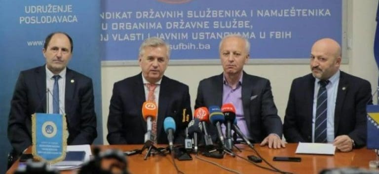 Najavljeni protesti ukoliko ne dođe do povećanja plata radnicima i izmjena Zakona