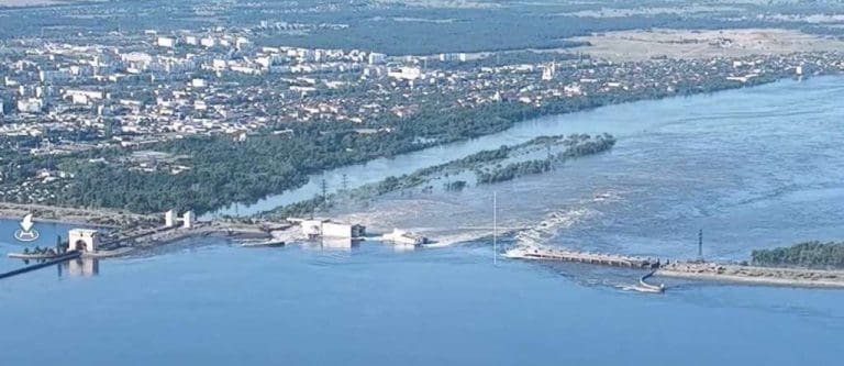 Rusija odbacuje optužbe za napad na branu Kahovka: “Namjerna sabotaža Kijeva”