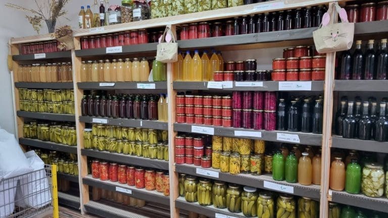 Najpopularnija zimnica u Banjaluci: Od njive do tegle