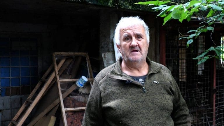 Emin Ljutić iz Gornjeg Vakufa 17 godina troši penziju na dva medvjeda