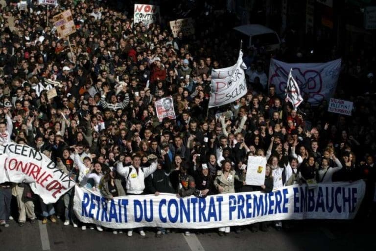 Stotine hiljada Francuza sprema se na nove proteste nakon Macronovog prkosnog stava