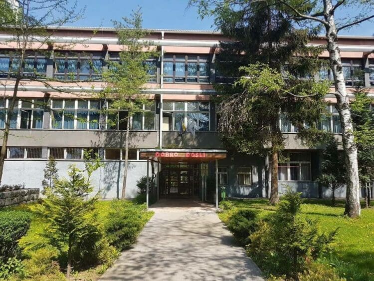 Uprava škole o nastavniku osuđenom za pedofiliju: Nemamo saznanja da je osuđen