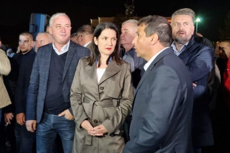 Opozicija u Republici Srpskoj pozabavila se sama sobom!
