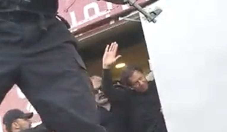 Na protestu pucali na bivšeg pakistanskog premijera, pogođen je u stopalo