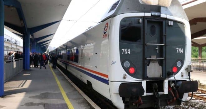 U toku pregovori o uvođenju voza na relaciji Sarajevo – Zagreb!