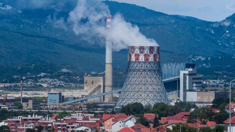Protest zbog pepela i prašine sa RiTE Gacko: Dosta je bilo priče i upozorenja, STOP TROVANJU