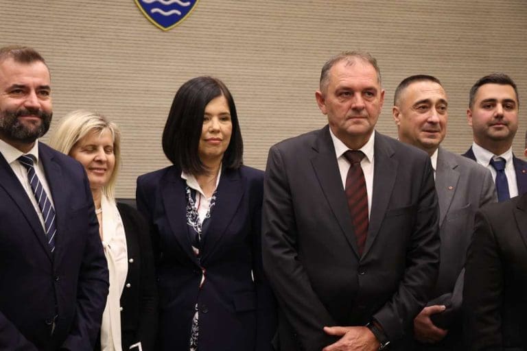 Mostar: Nakon devet godina, imenovana nova Vlada HNK