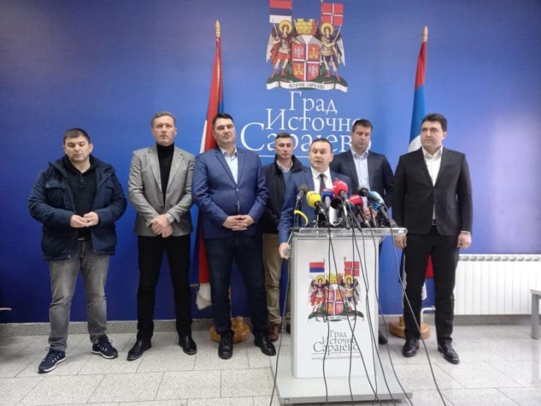 “Pobunjeni” SNSD-ovci za BUKU: Tvrdnje da nam Dodik prijeti izbacivanjem su podvala