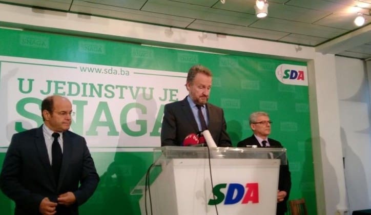 Iz SDA stižu pohvale za Šmita: Trajno onemogućio blokade izbora