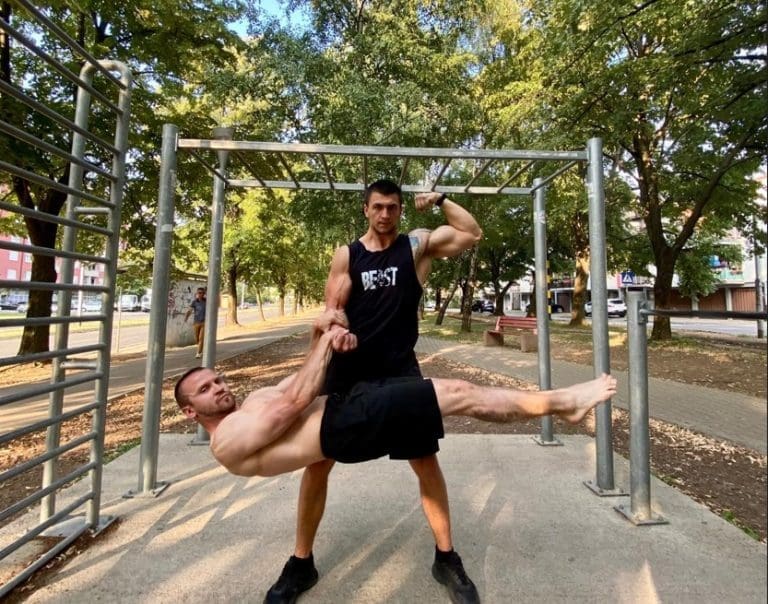 Nikola i Nemanja iz Banjaluke spremaju se za šampionat u Latviji