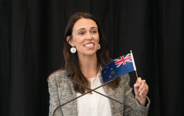 Bivša premijerka Ardern potpuno napustila politiku