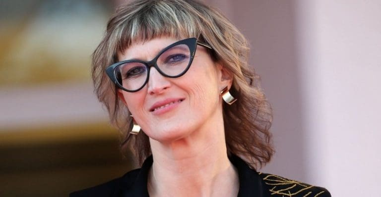Žbanić kritikovala ŽFBiH: U vozu prema Mostaru nema mjesta za sjesti!