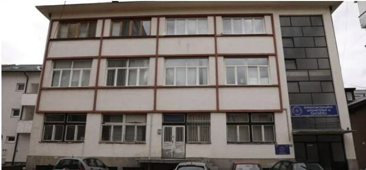 Dobila diplomu doktora stomatologije iako fakultet nije imao upisanih studenata!?
