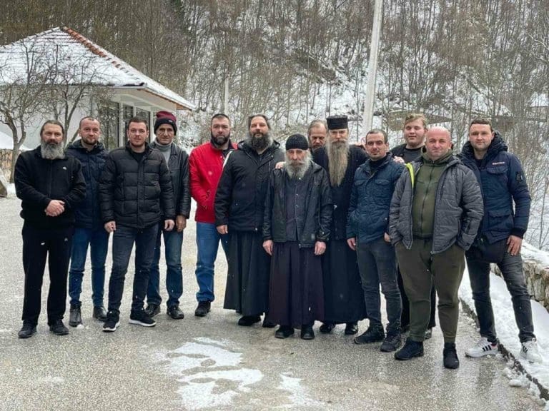 Bošnjaci sakupili sredstva za kanalizaciju manastira Crna Reka