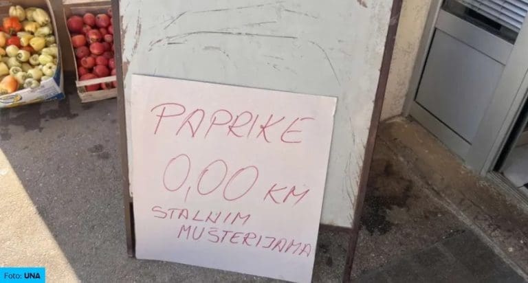 Trgovac odlučio da ne naplaćuje paprike: “Treba bar malo pripaziti stalne kupce jer sam im zahvalan i više nego sto misle”